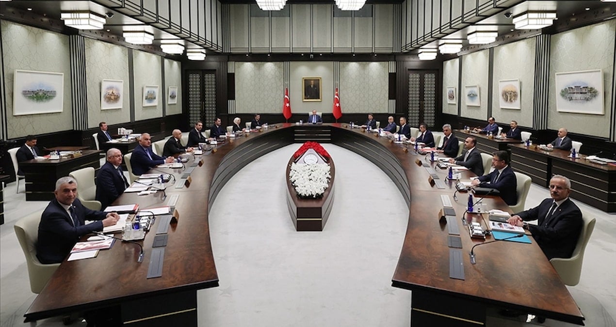 kabine toplaniyor masada neler var bcsBcOsS