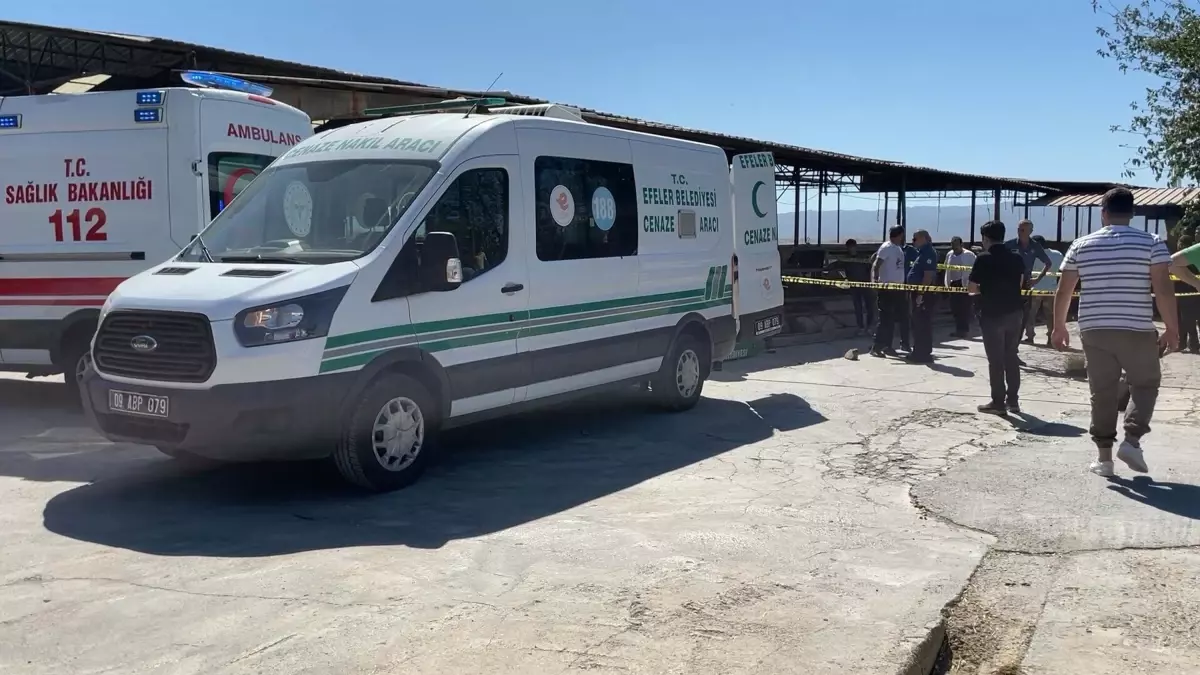 kucuk cocuk sut kamyonunun carpmasiyla hayatini kaybetti RCqfbzkL