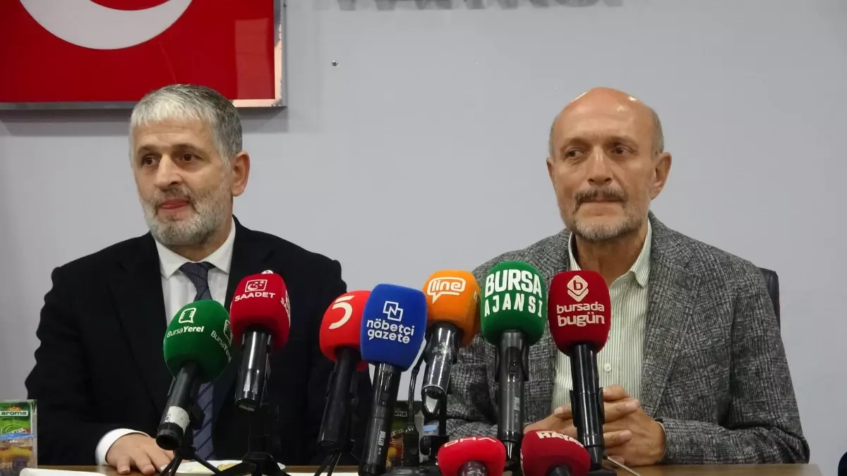 gazzeye yardim icin yola cikan milletvekilleri israil askerleri tarafindan alikonuldu rFWD5Sht.jpg