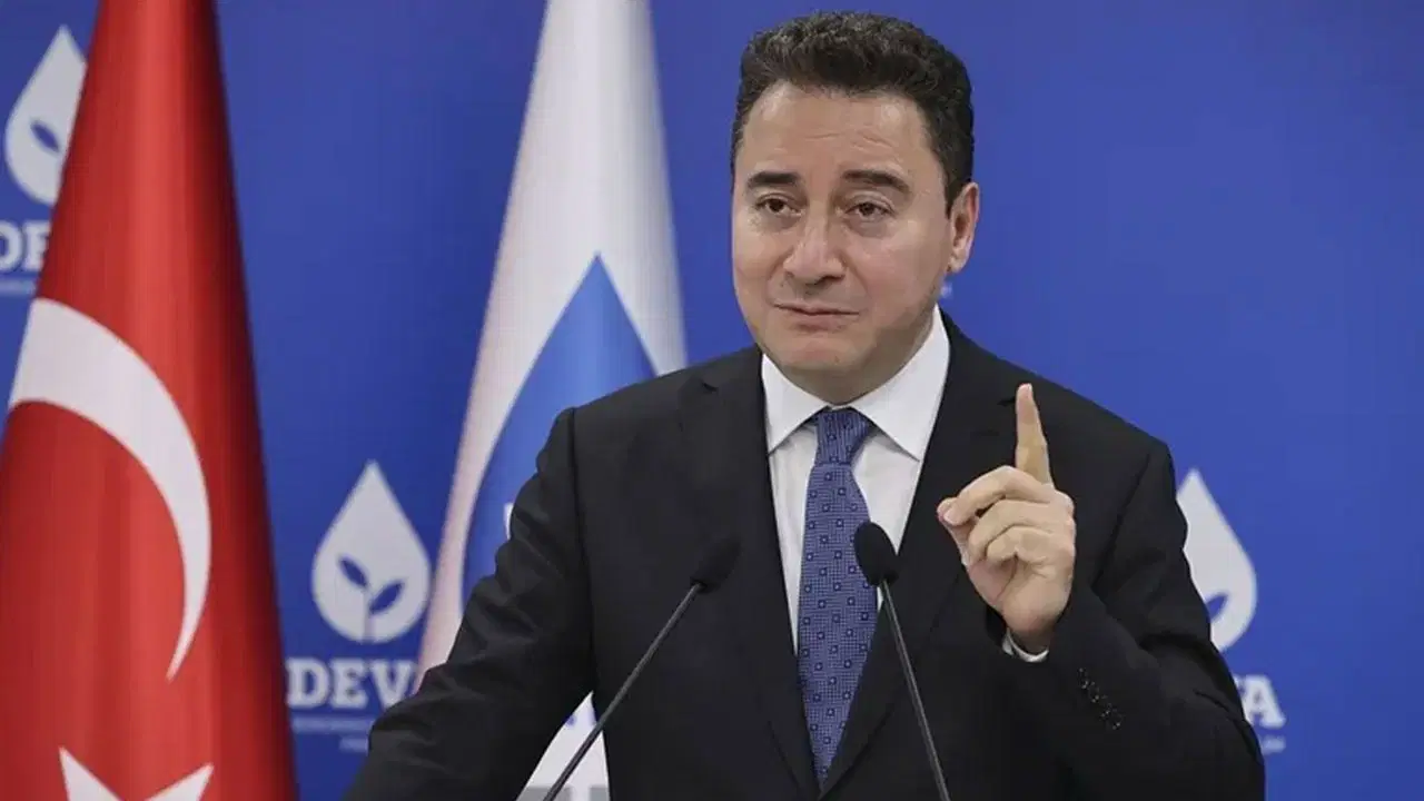 ali babacan bizim derdimiz iktidara gelince sunlari hapse tikayacagiz diye liste cikaranlarla npmUkAhe.jpg