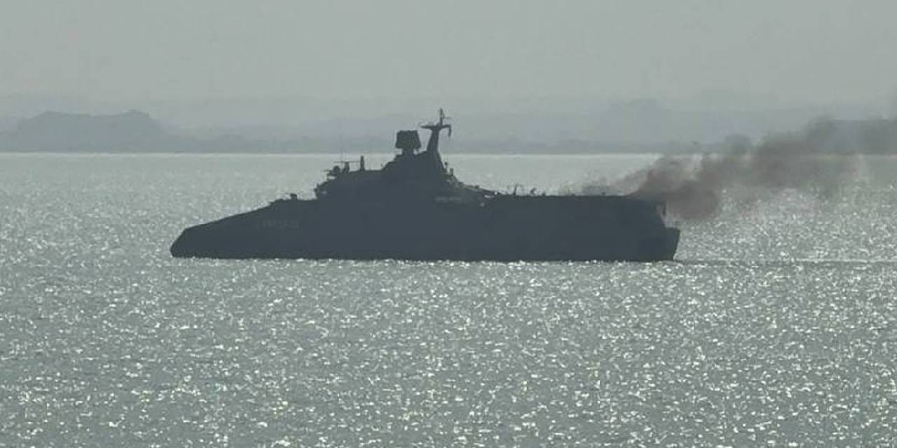 Hürmüz Boğazı’nda Ticari Gemilere Saldırı! Devrim Muhafızları Etkili Oldu