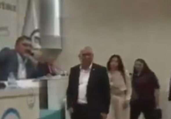 chpden-akpye-gecen-belediye-baskanindan-tepki-ceken-sozler-51wPvTZm